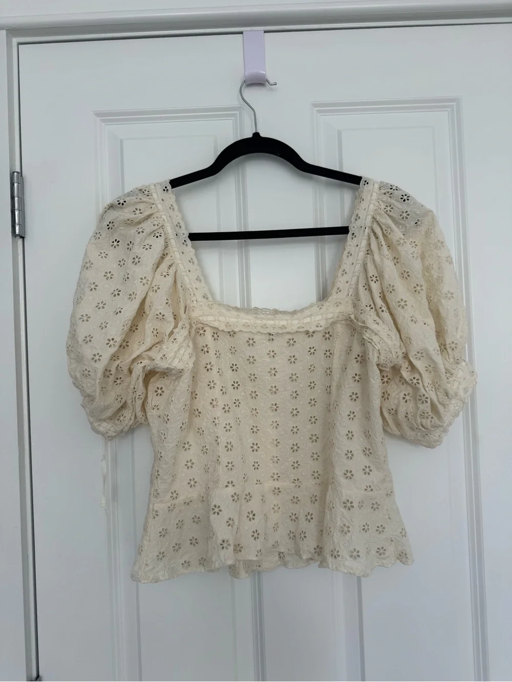 Doen Docia Top in Buttermilk size large